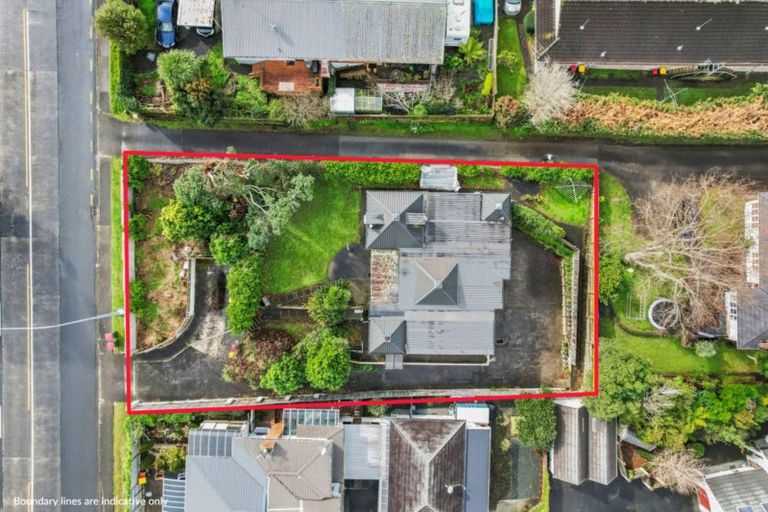 Photo of property in 72 Ridge Road, Howick, Auckland, 2014