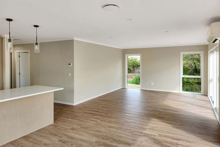 Photo of property in 5 Rotoiti Place, Paraparaumu, 5032