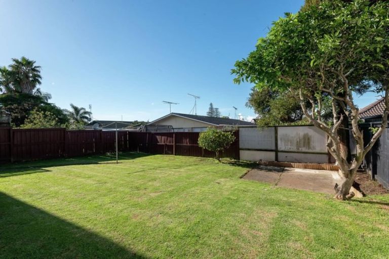 Photo of property in 2/21 Roysfield Lane, Sunnyhills, Auckland, 2010