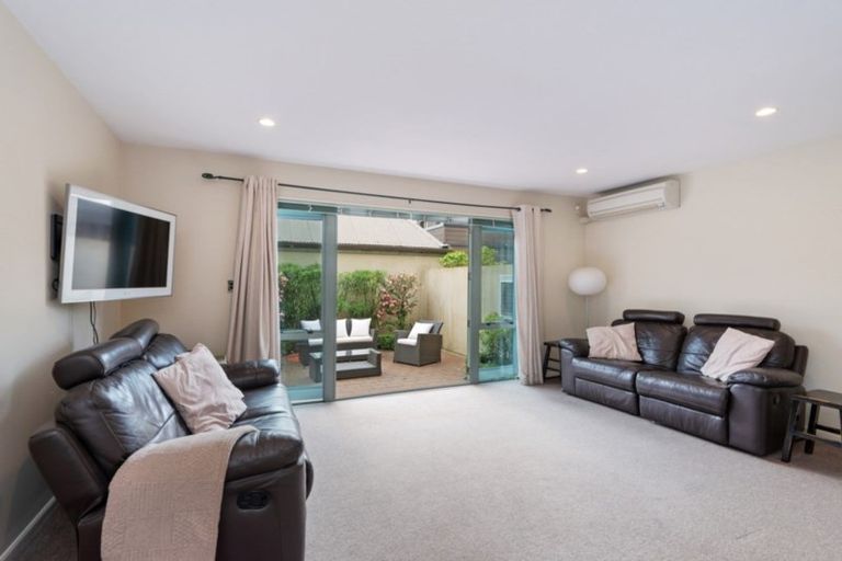Photo of property in 1/104 Papanui Road, Merivale, Christchurch, 8014