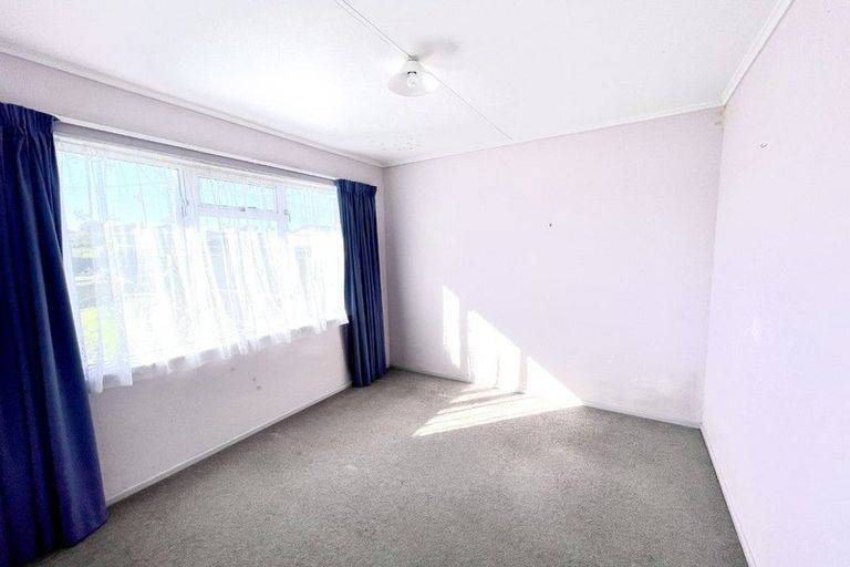Photo of property in 1 Kapiti Terrace, Castlecliff, Whanganui, 4501