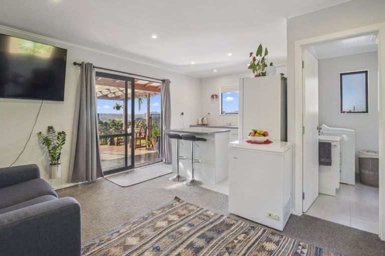 Photo of property in 82 Pinchgut Road, Kaukapakapa, 0873