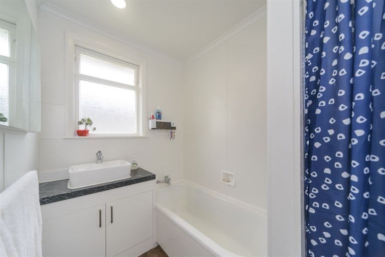 Photo of property in 5b Bradford Place, Awapuni, Palmerston North, 4412