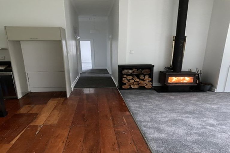 Photo of property in 31 Scarborough Terrace, Mount Victoria, Wellington, 6011