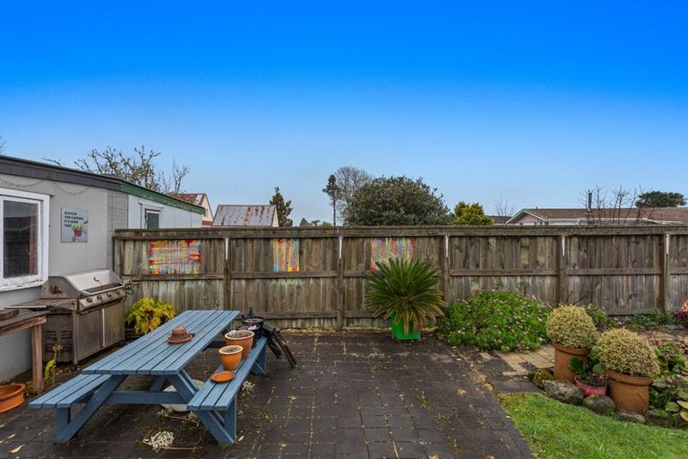 Photo of property in 29 Rata Avenue, Edgecumbe, 3120