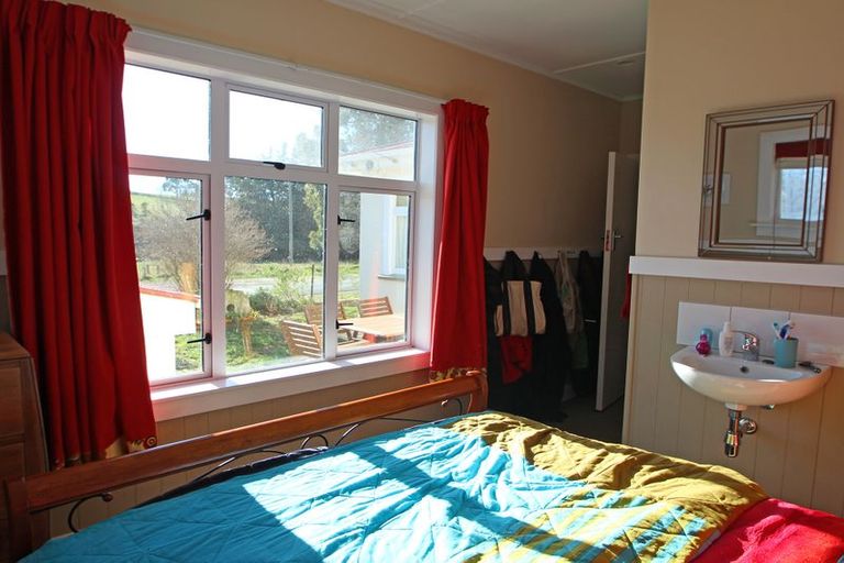 Photo of property in 5 Peaks Road, Windsor, Oamaru, 9491