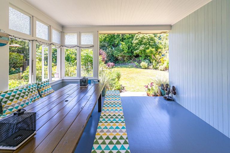 Photo of property in 29 Mount View Road, Bastia Hill, Whanganui, 4500