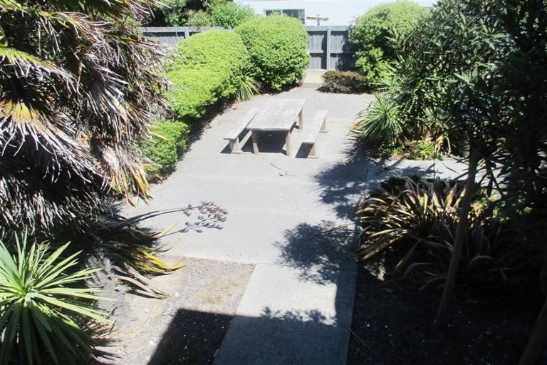 Photo of property in 8/272 Marine Parade, New Brighton, Christchurch, 8061