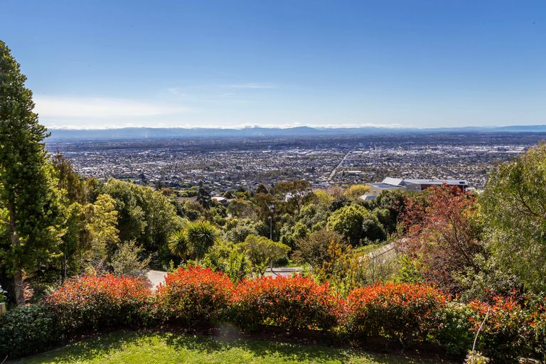 Photo of property in 5 Amherst Place, Cashmere, Christchurch, 8022