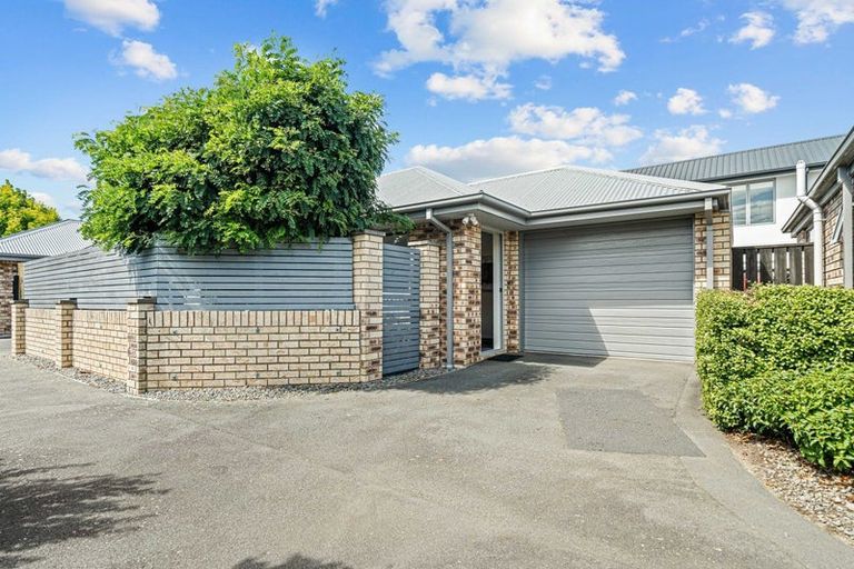 Photo of property in 80b Trafalgar Street, St Albans, Christchurch, 8014
