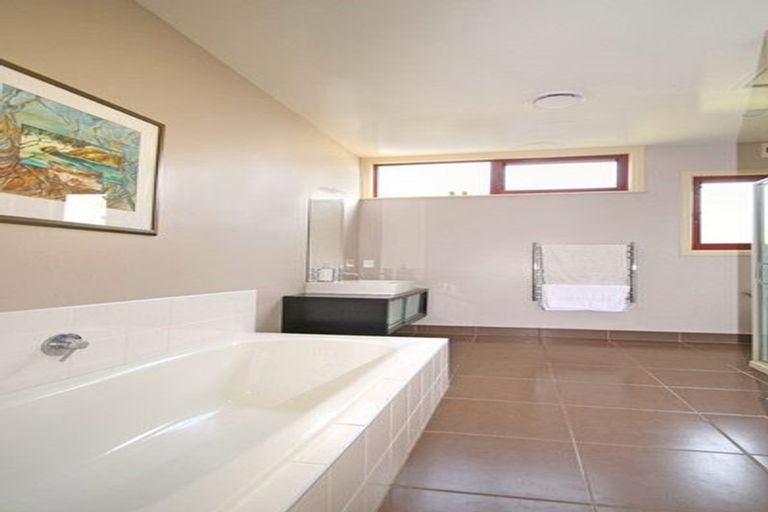 Photo of property in 21 Grace Road, Tauranga South, Tauranga, 3112