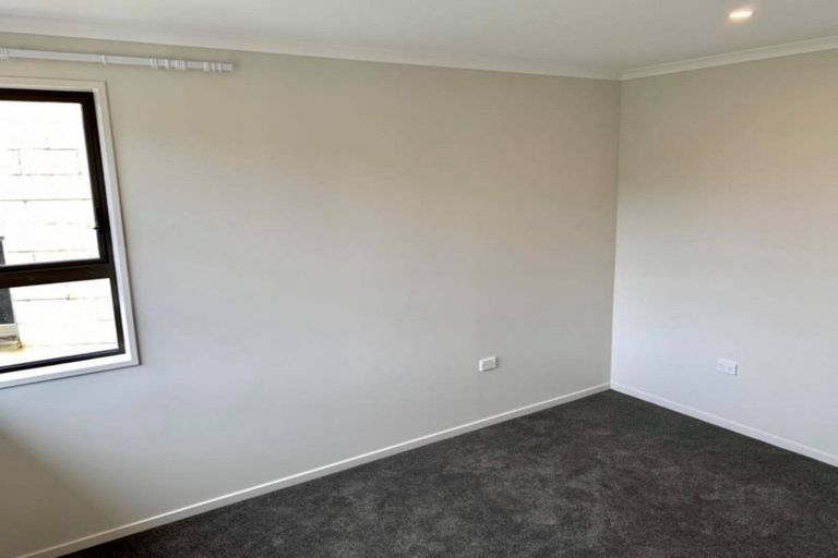 Photo of property in 32 Tomkins Street, Green Island, Dunedin, 9018