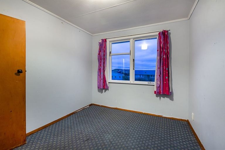 Photo of property in 52 Arahura Crescent, Waitangirua, Porirua, 5024