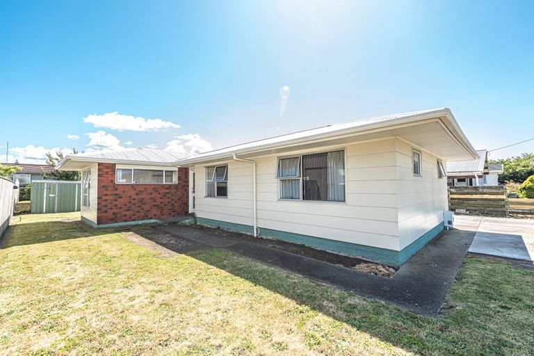 Photo of property in 240 Heads Road, Gonville, Whanganui, 4501