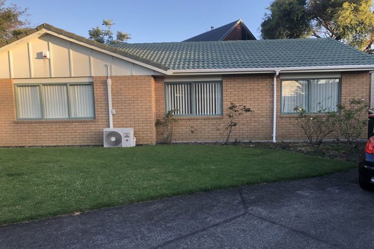 Photo of property in 20a Armagh Road, Blockhouse Bay, Auckland, 0600