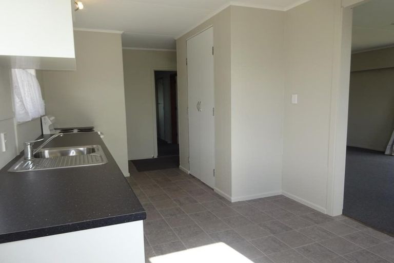 Photo of property in 813 Huia Street, Camberley, Hastings, 4120