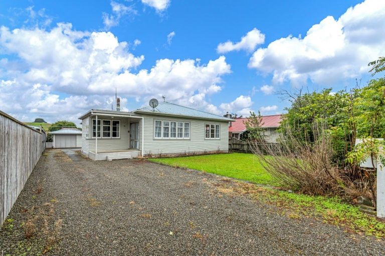 Photo of property in 11 Sedcole Street, Pahiatua, 4910