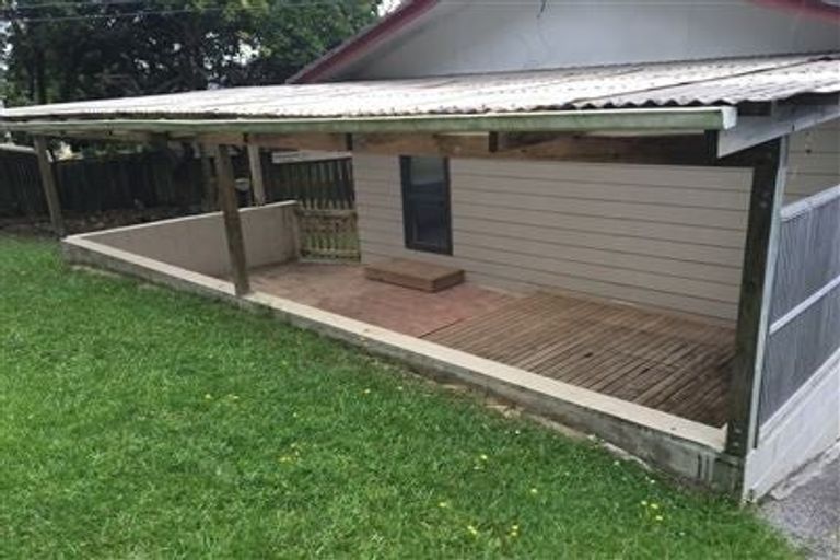 Photo of property in 3 Bonito Place, Bayview, Auckland, 0629