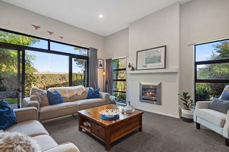 Photo of property in 42 Reka Street, Parklands, Christchurch, 8083