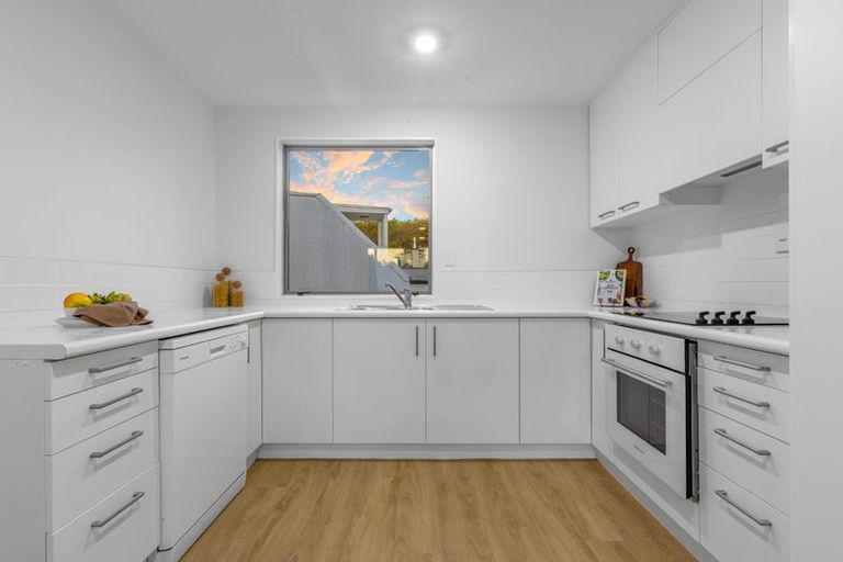 Photo of property in 6/86 Brockworth Place, Riccarton, Christchurch, 8011