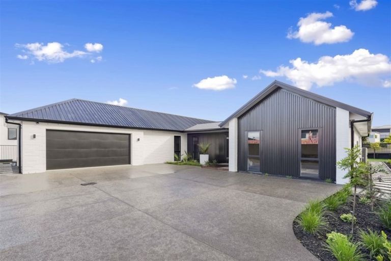 Photo of property in 4 Riverpoint Glade, Flagstaff, Hamilton, 3210