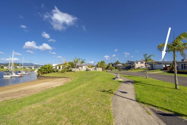 Photo of property in 10 Aquila Drive, Whitianga, 3510