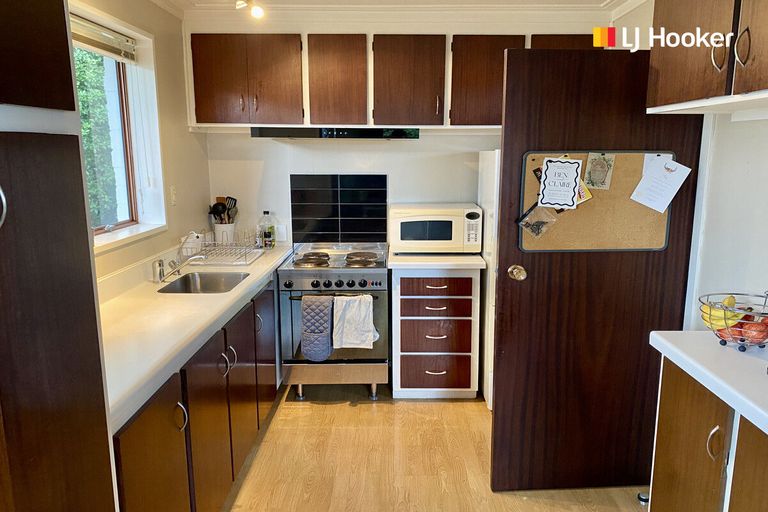 Photo of property in 16 Aberdeen Road, Saint Clair, Dunedin, 9012