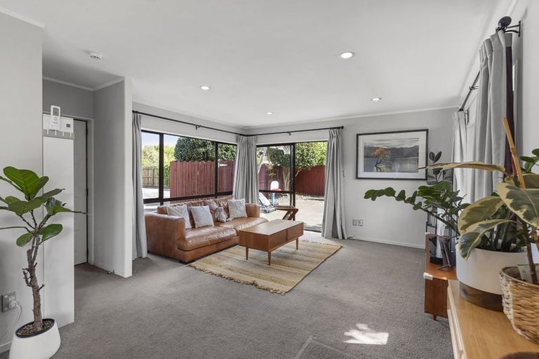 Photo of property in 2/17 Seneca Court, Golflands, Auckland, 2013