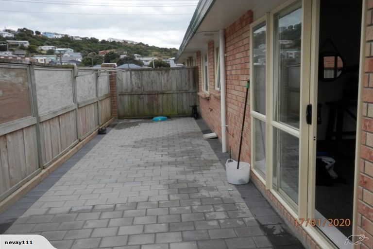Photo of property in Miramar Villas, 12/6 Brussels Street, Miramar, Wellington, 6022