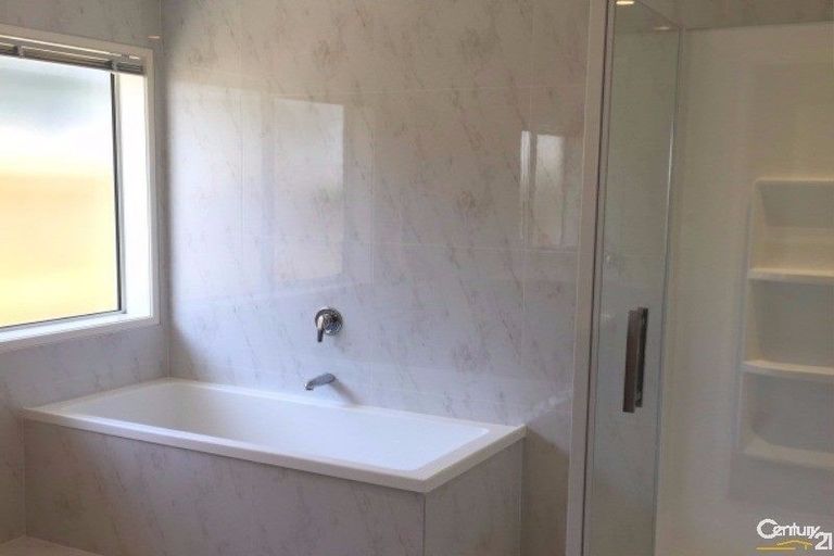 Photo of property in 117 Hillpark Drive, Pokeno, 2402