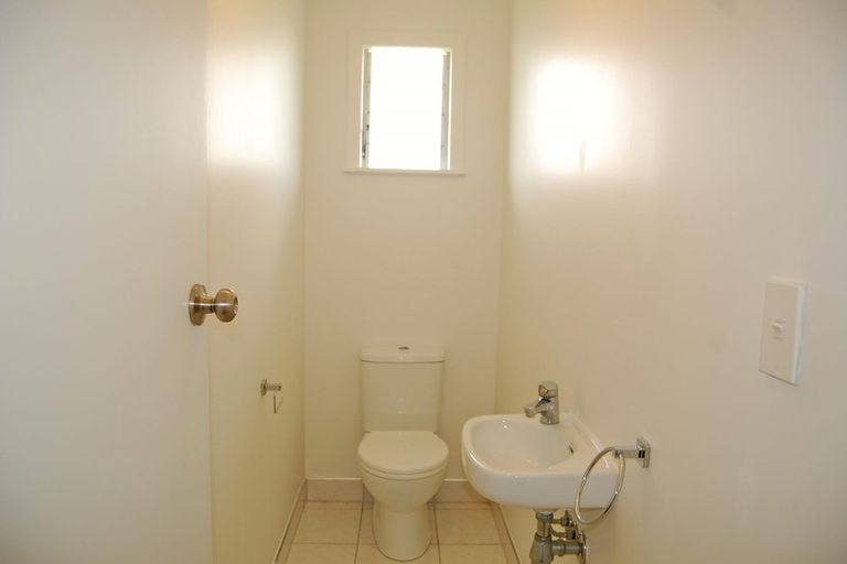 Photo of property in 48 Houkura Way, Hakaru, 0573