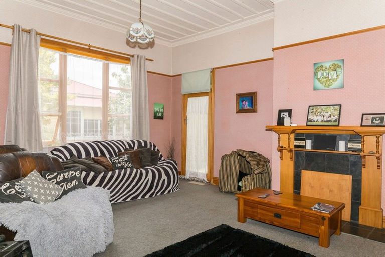 Photo of property in 6 Maine Street, Dannevirke, 4930