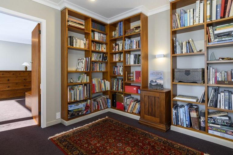 Photo of property in 112 Sutherland Road, Brookfield, Tauranga, 3110