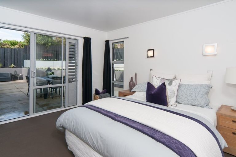 Photo of property in 29 Hollyhock Place, Browns Bay, Auckland, 0630