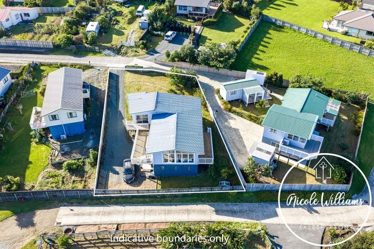 Photo of property in 5 Hebe Lane, Maungaturoto, 0520