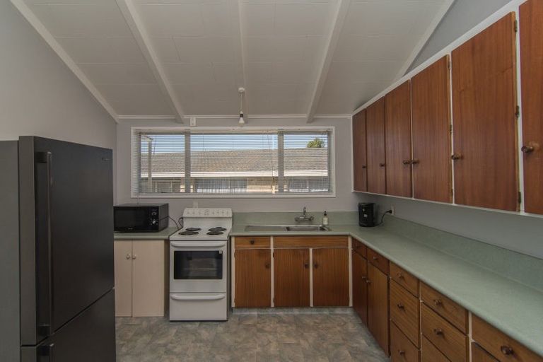 Photo of property in 16 Godley Place, Oceanview, Timaru, 7910