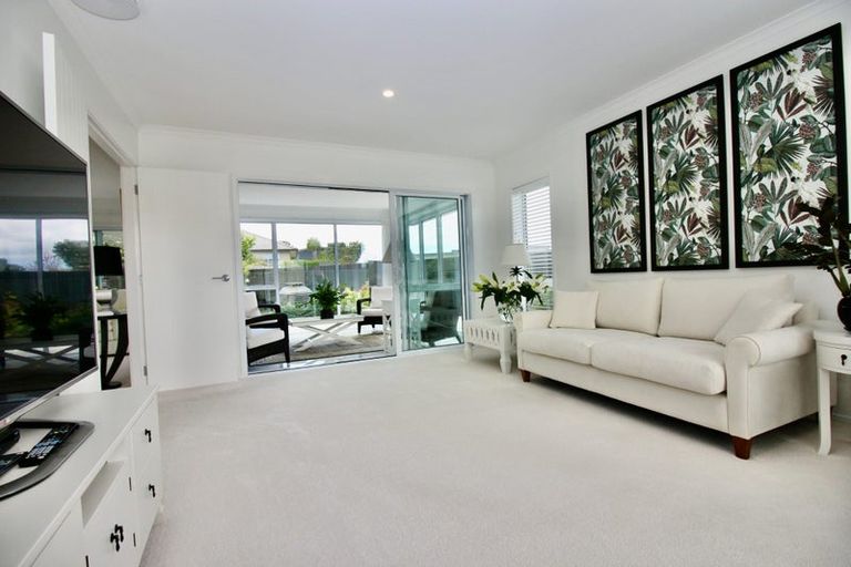 Photo of property in 76 Leeward Drive, Whitianga, 3510