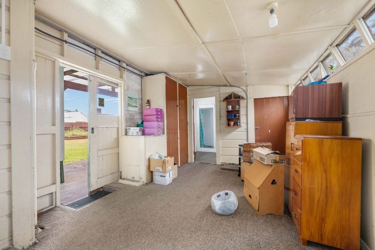 Photo of property in 2 Monckton Street, Feilding, 4702