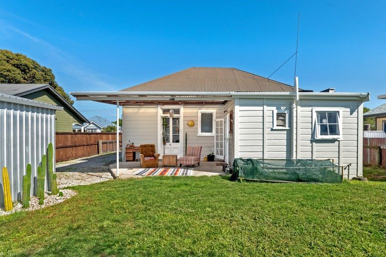 Photo of property in 35 Lyndhurst Street, Awapuni, Gisborne, 4010