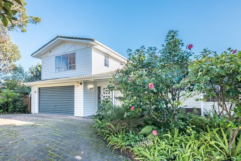 Photo of property in 6 Hicks Crescent, Waikanae Beach, Waikanae, 5036