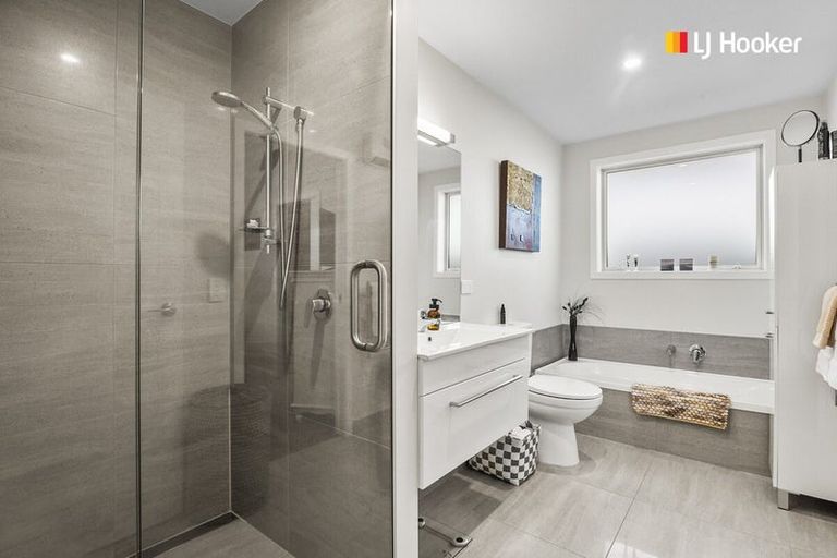 Photo of property in 35a Oxley Crescent, Broad Bay, Dunedin, 9014