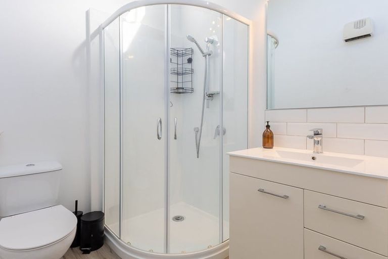 Photo of property in 99a Ruahine Street, Paraparaumu, 5032