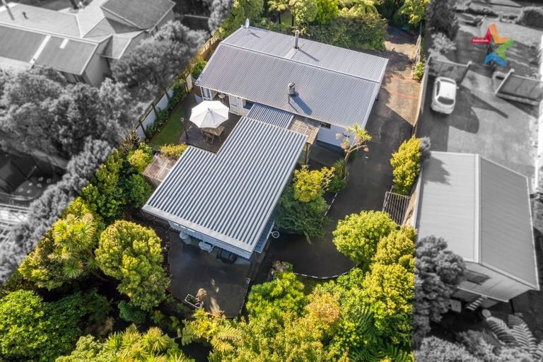 Photo of property in 54 Poto Road, Normandale, Lower Hutt, 5010