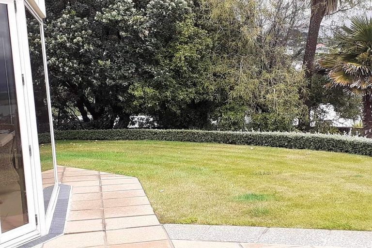 Photo of property in 76 Glenstrae Road, Redcliffs, Christchurch, 8081