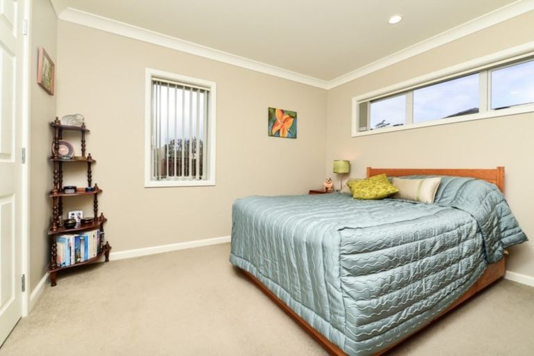 Photo of property in 5 Walter Court, Cambridge, 3434