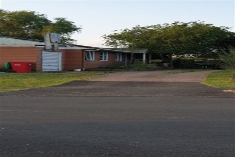 Photo of property in 10 Dosina Place, Flat Bush, Auckland, 2023