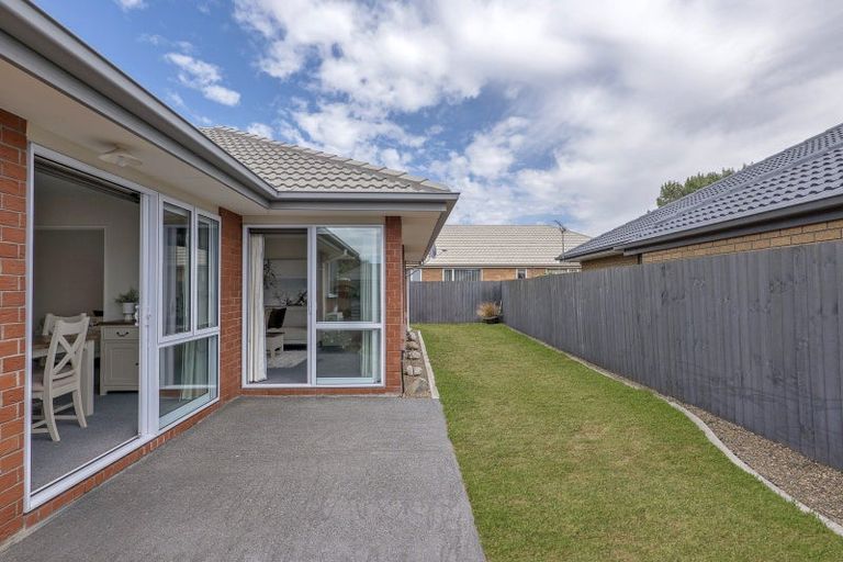 Photo of property in 2/54 Bella Rosa Drive, Hei Hei, Christchurch, 8042