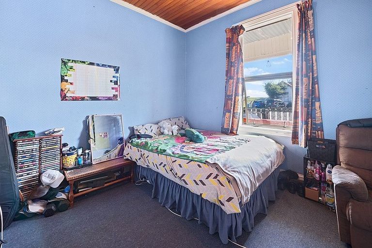 Photo of property in 28 Lawrence Street, East Gore, Gore, 9710