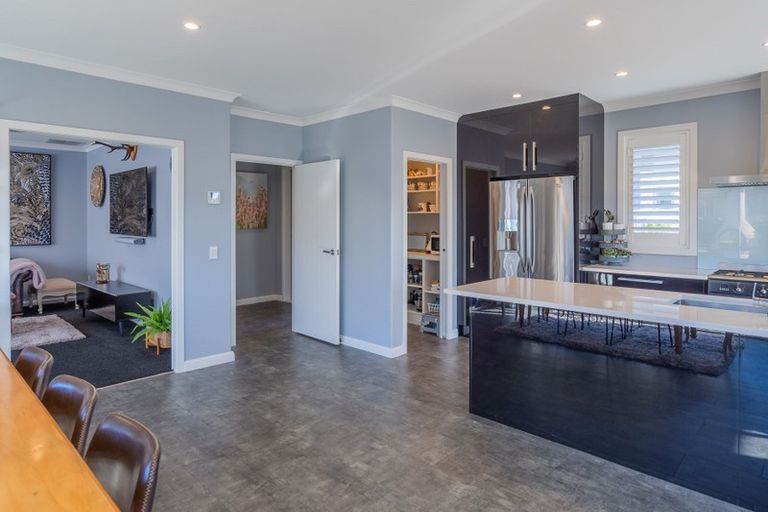 Photo of property in 9 Bridford Way, Paraparaumu, 5032