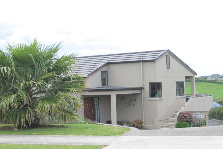 Photo of property in 32 Margaret Drive, Omokoroa, 3114